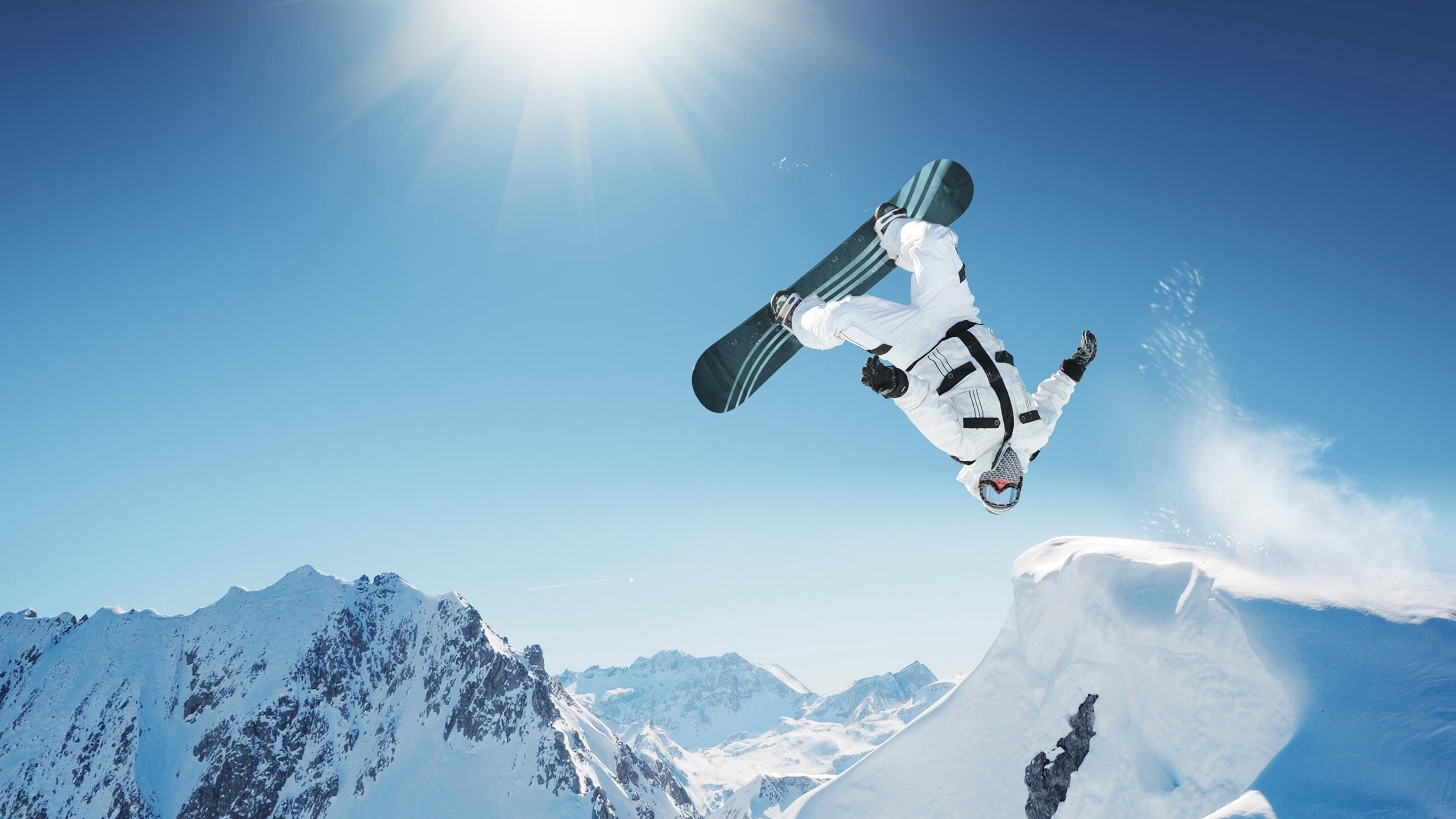 混合泳项目比利时选手发挥均衡，混合泳比赛项目包括